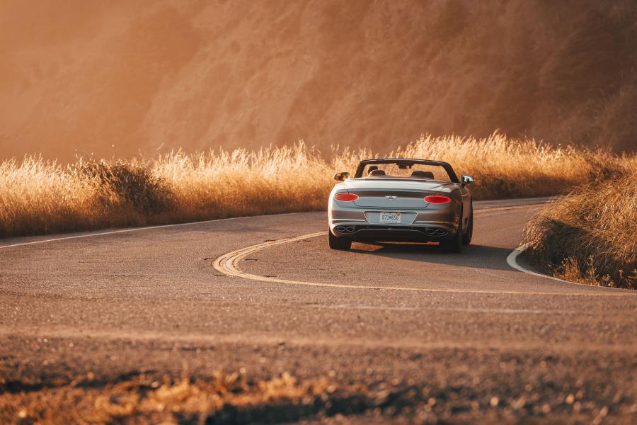  Bentley Continental GT V8 Convertible 2019 года  (NA) (фото 34 из 40)